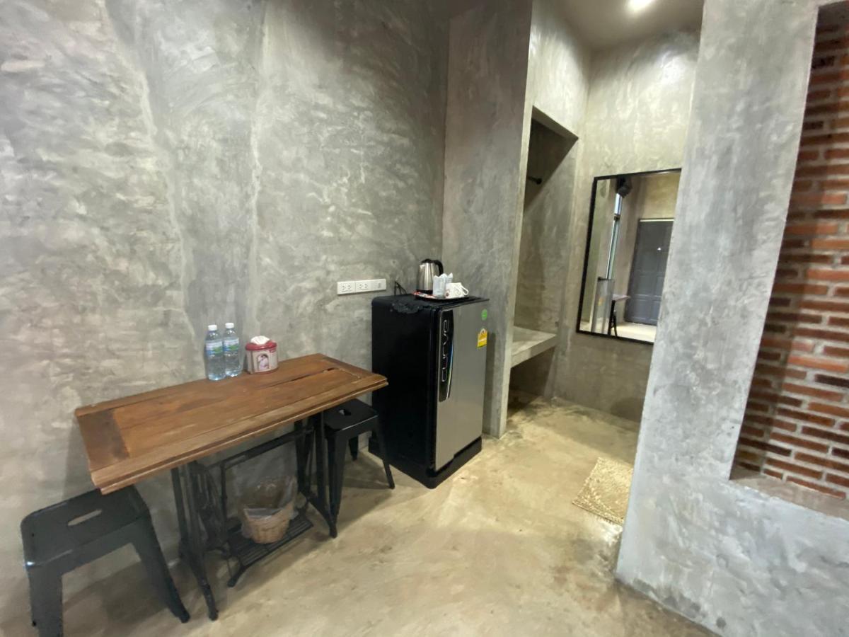 Hotel The Loft House Sakaeo Watthana Nakhon Exterior foto