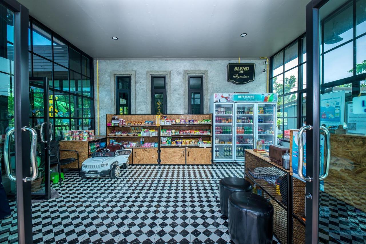 Hotel The Loft House Sakaeo Watthana Nakhon Exterior foto